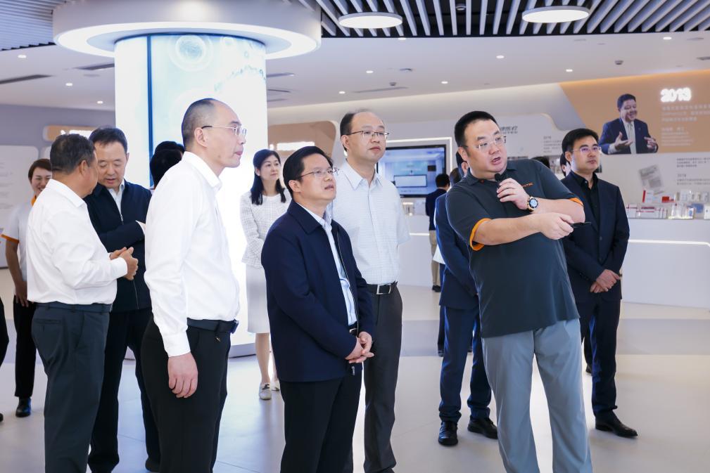 国家药监局副局长雷平一行调研广东会医疗